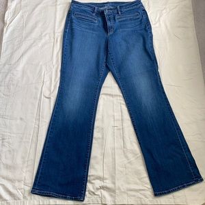 Loft curvy flare jeans - 31 / 12 front pockets